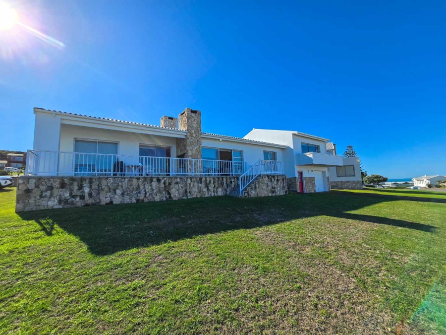 4 Bedroom Property for Sale in Jongensfontein Western Cape